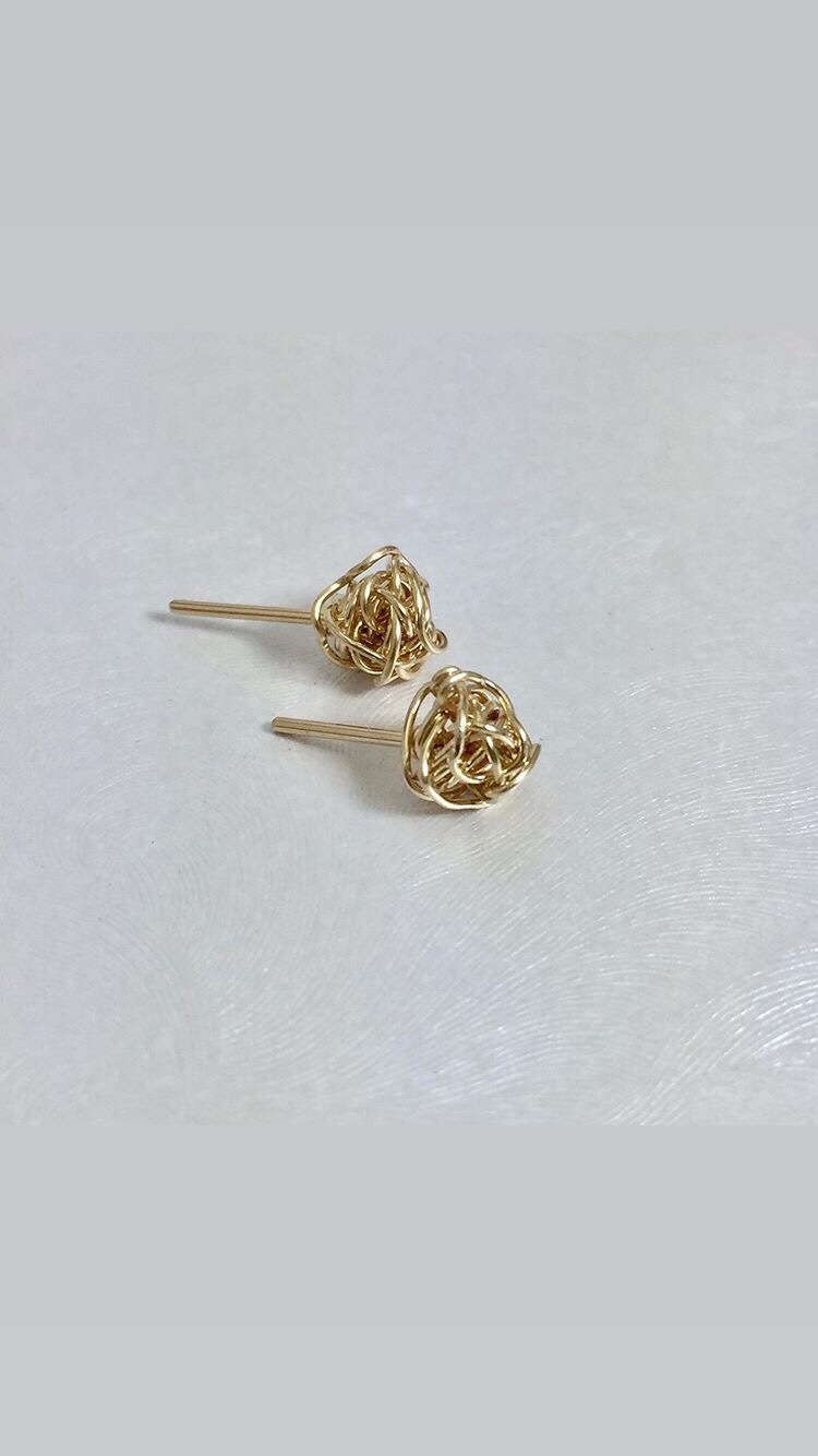 Wire Ball Studs