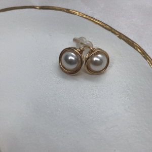 Pearl Studs