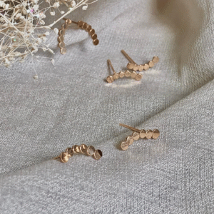 Lily Stud