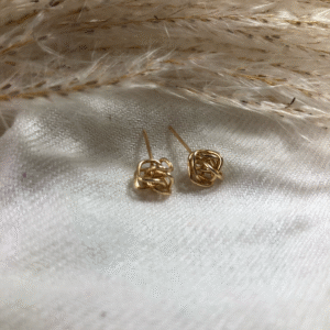 Irregular Knot Studs