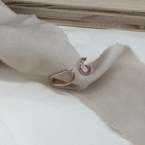 Adjustable Rings